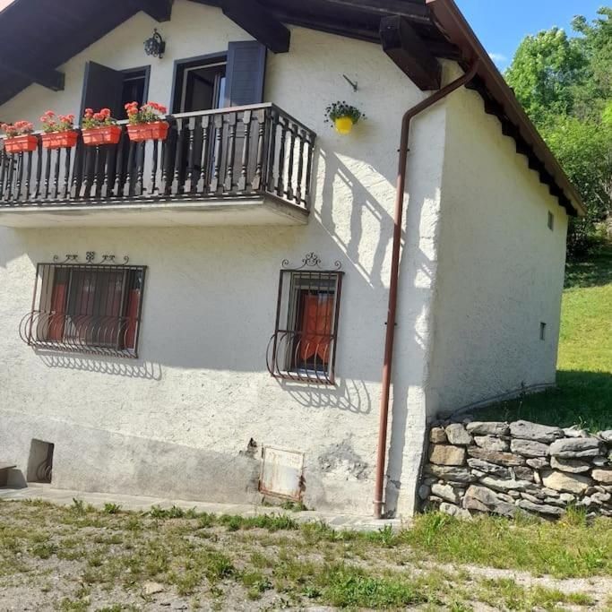 La Casetta Delle Nuvole Mazzo di Valtellina Esterno foto